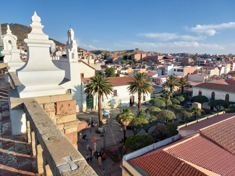 How to get from Samaipata to Sucre