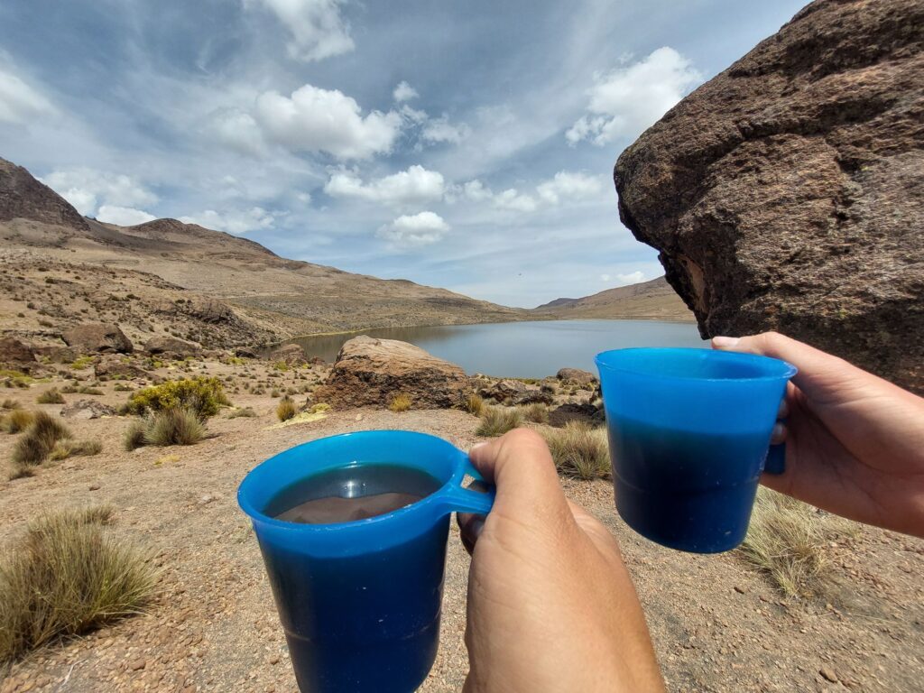 Coffee at Laguna Casiri Macho<br>