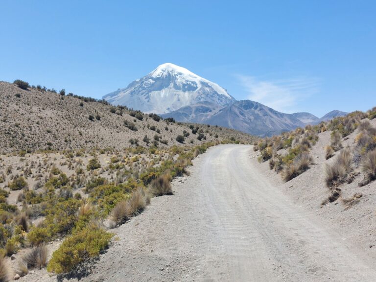 Lagunas de Altura Hike – Sajama National Park Bolivia