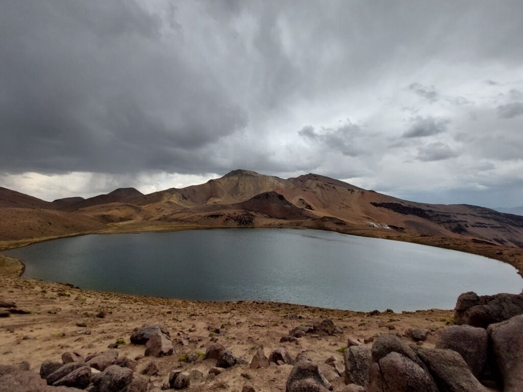 Laguna Chiar Kkota at 5050m