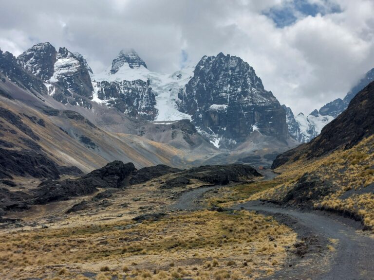 How to hike the Condoriri Trek and climb Pico Austria without a Guide