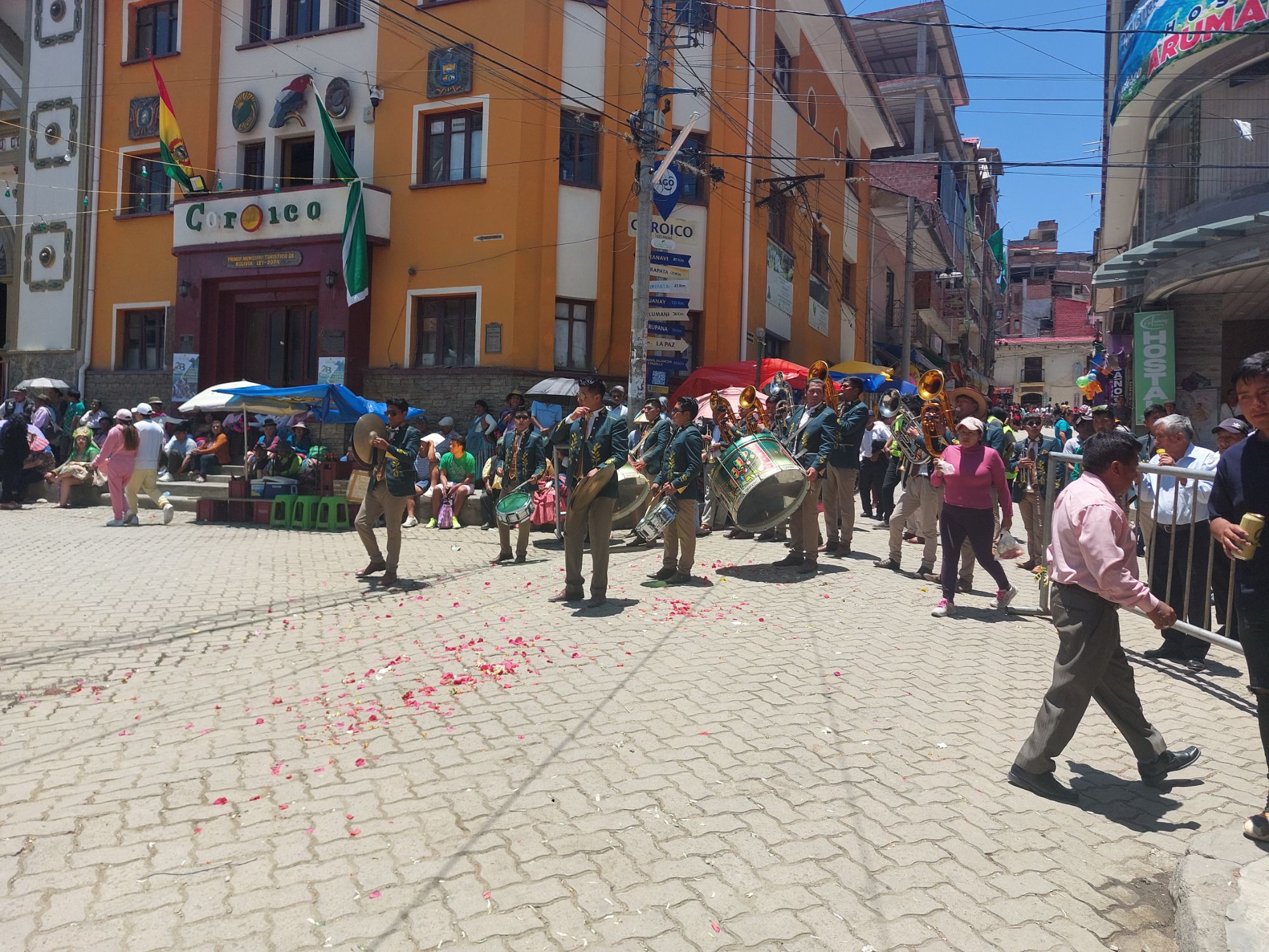 Fiesta in Coroico